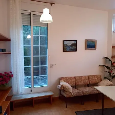 Aoartamento Con Jardin En El Centro Apartman Ferrol